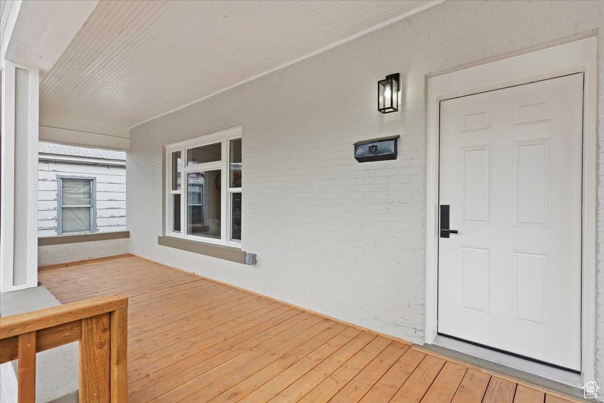 275 W 34TH ST