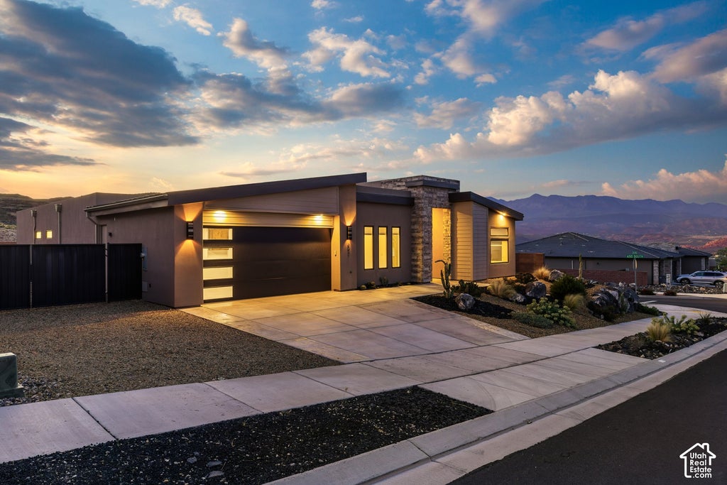 Photo of 662 S 1800 W, Hurricane, UT 84737 (MLS # 2188491)