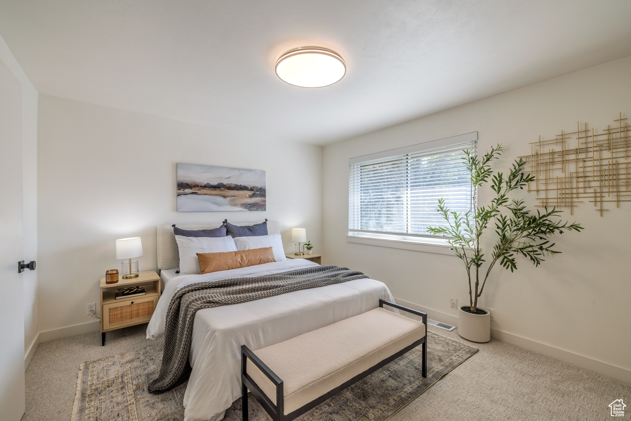 WILLOWTREE - Residential