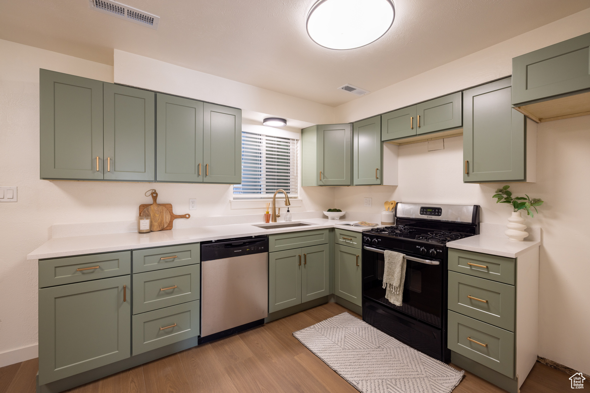 WILLOWTREE - Residential