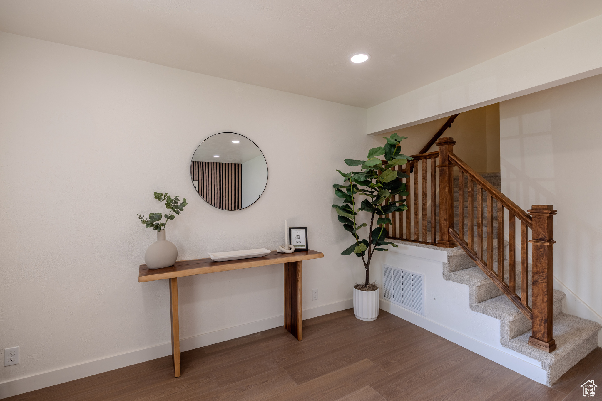 WILLOWTREE - Residential