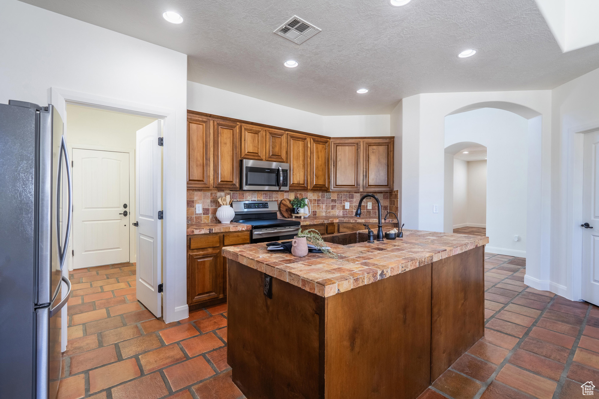 HIGHLAND PARK PH1 SUB AT THE CORAL - Residential