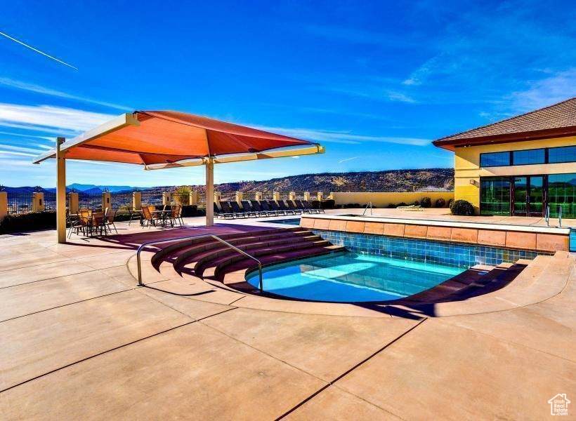 HIGHLAND PARK PH1 SUB AT THE CORAL - Residential