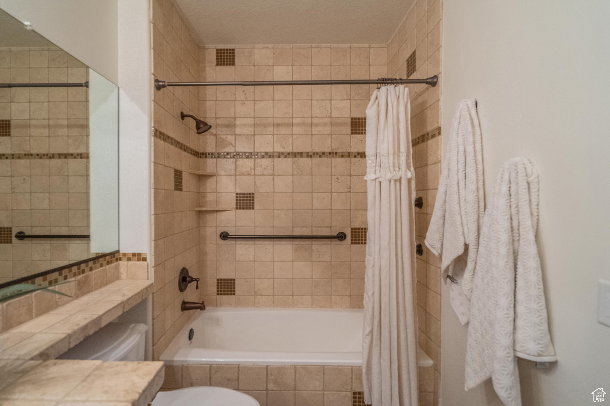 HIGHLAND PARK PH1 SUB AT THE CORAL - Residential