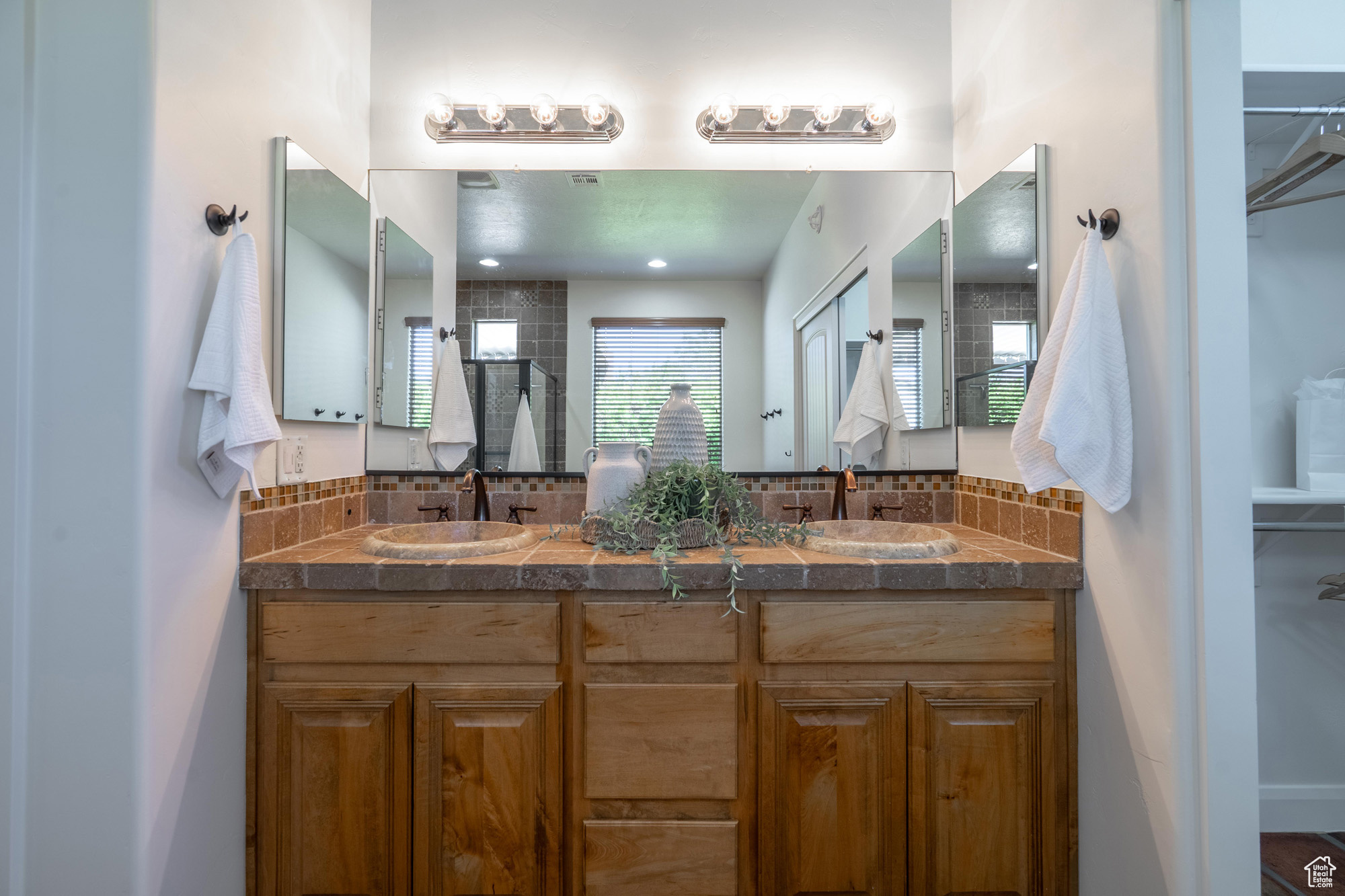 HIGHLAND PARK PH1 SUB AT THE CORAL - Residential