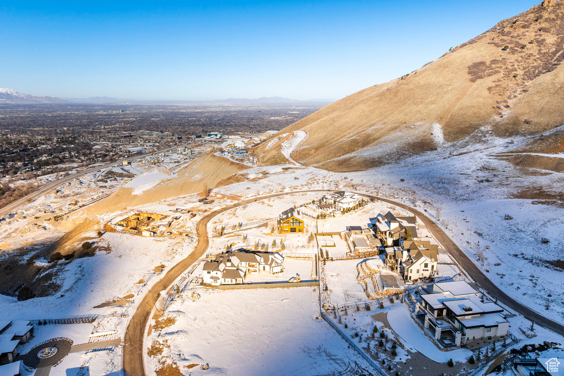 COTTONWOOD CANYON - Land