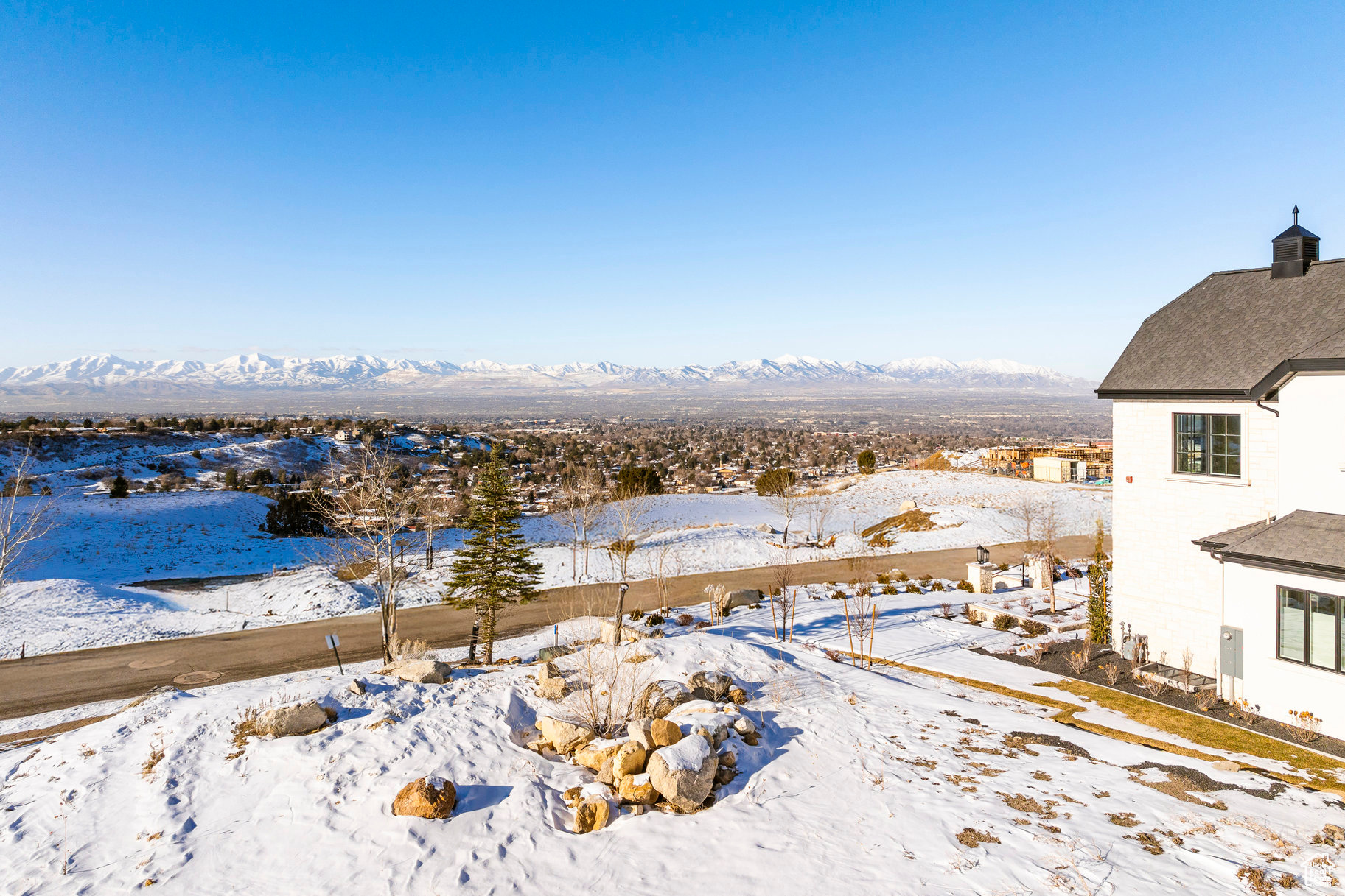 COTTONWOOD CANYON - Land