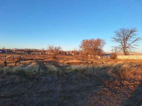 Tiny photo for 321 E 100 S, Gunnison, UT 84634 (MLS # 2127801)