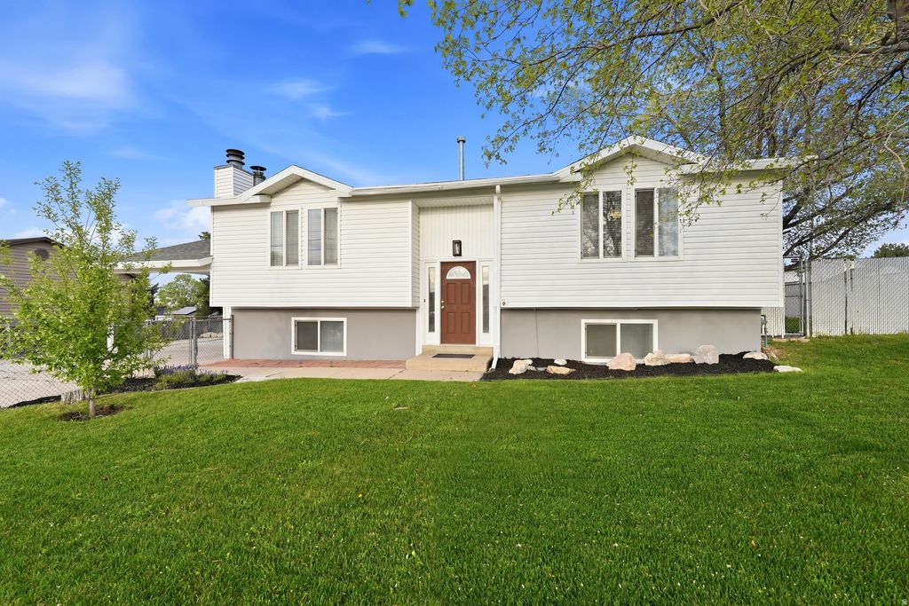 Photo of 4091 S 6400 W, Salt Lake City, UT 84128 (MLS # 2148784)