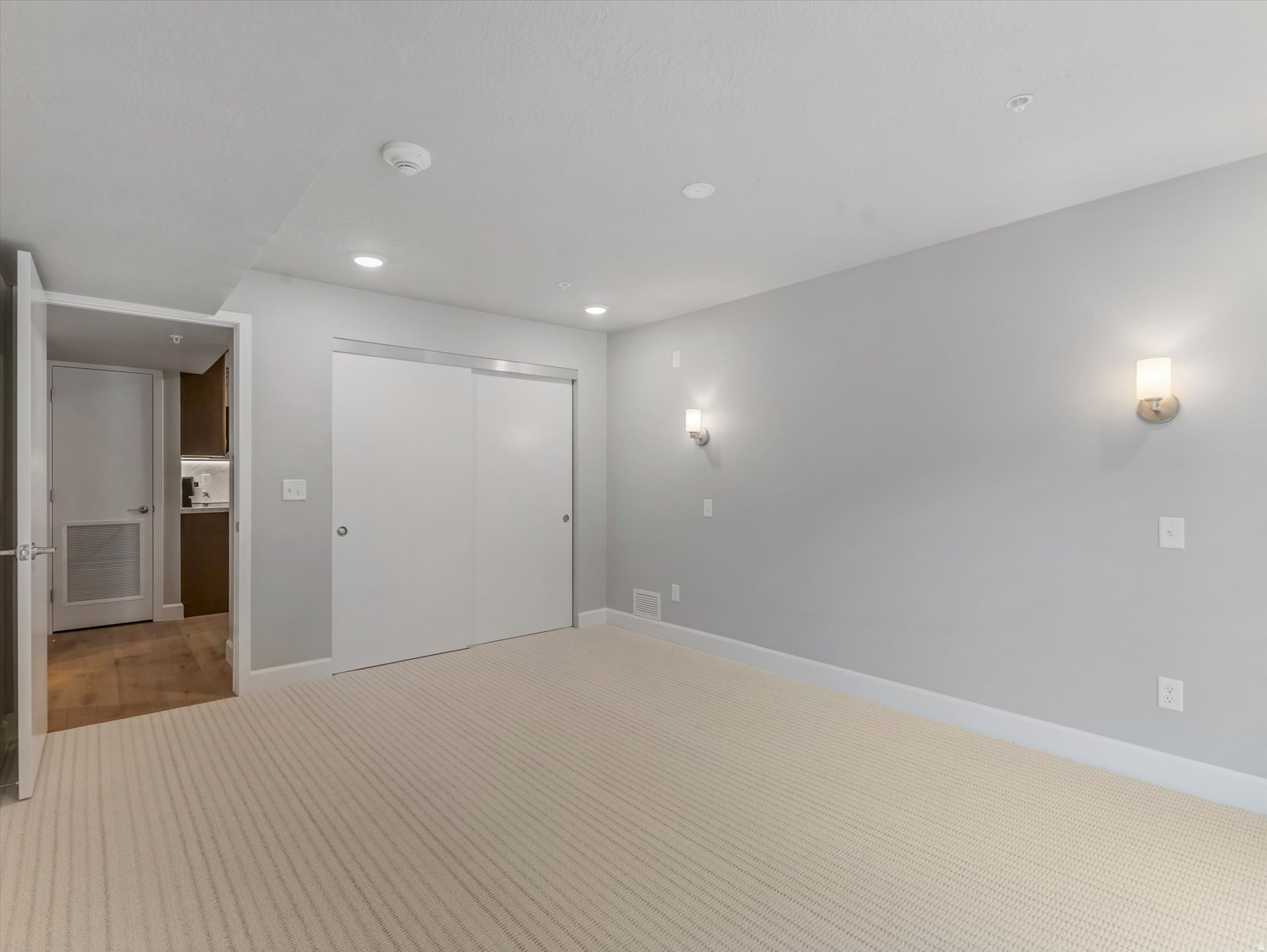 INCLINE TERRACE - Residential