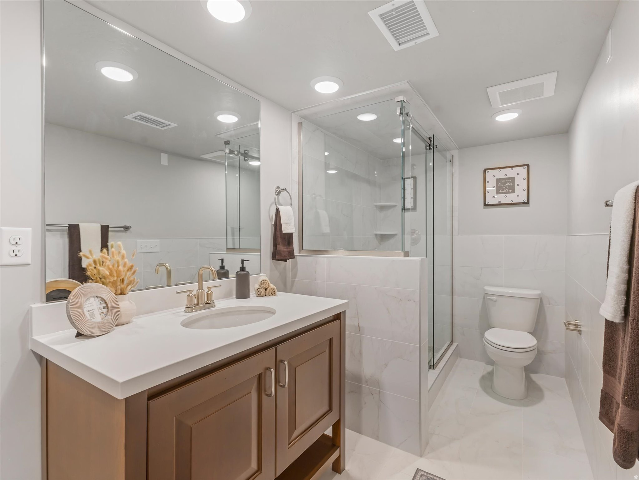 INCLINE TERRACE - Residential