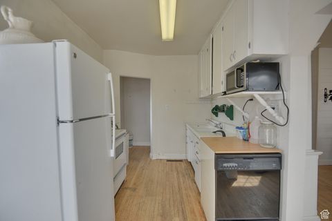 Tiny photo for 210 W 400 N, Beaver, UT 84713 (MLS # 2115812)