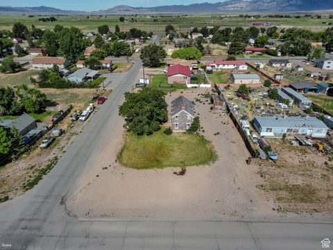 Tiny photo for 210 W 400 N, Beaver, UT 84713 (MLS # 2115812)