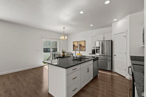 Tiny photo for 464 S HIGHPOINT DR, Saratoga Springs, UT 84045 (MLS # 2088178)