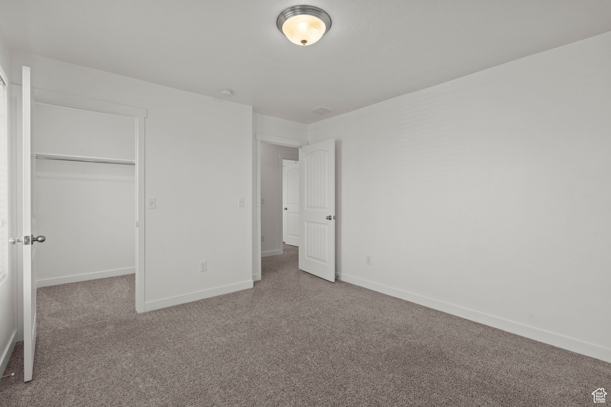 LEGACY FARMS - Residential