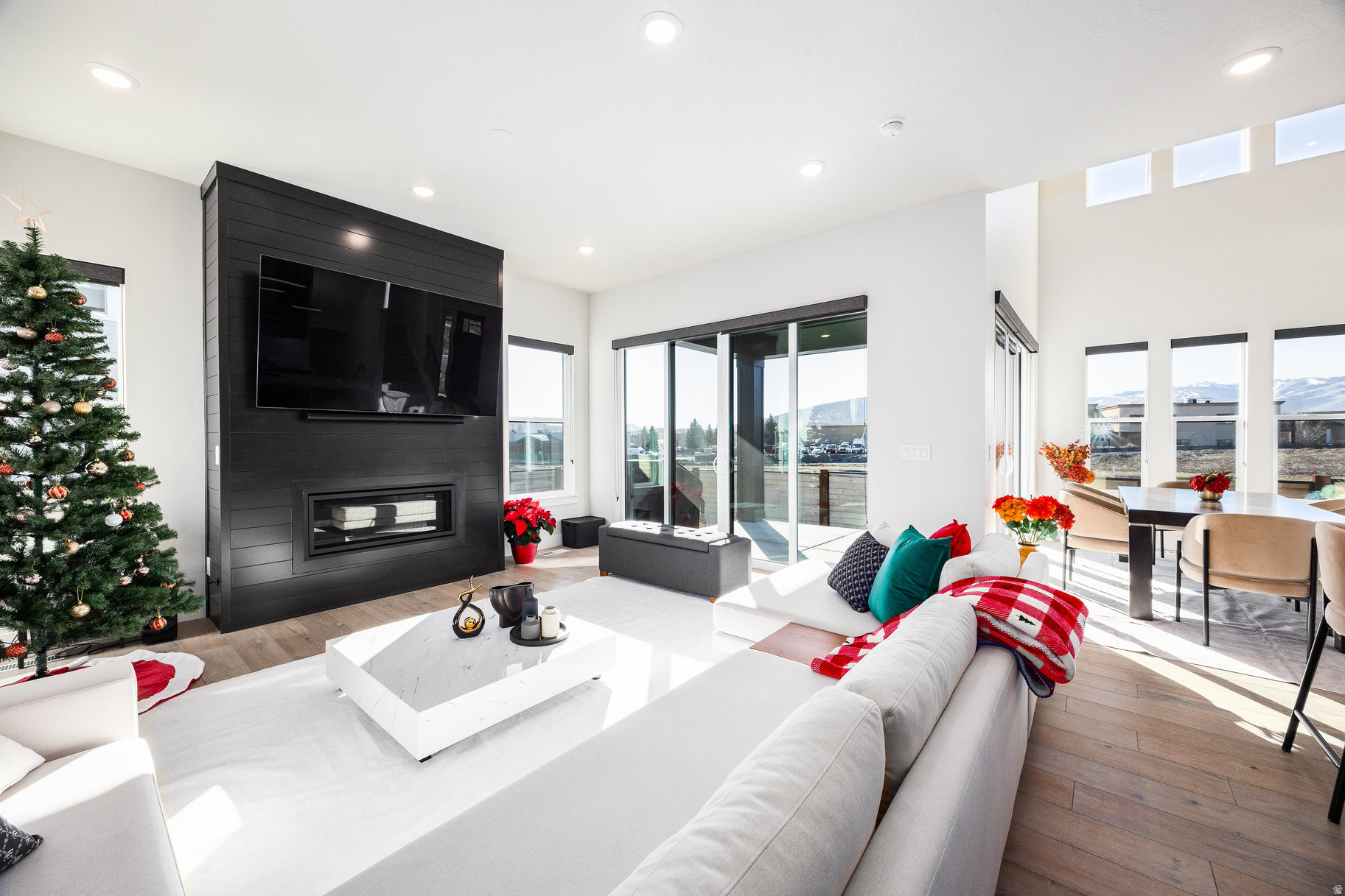 SILVER CREEK - Residential