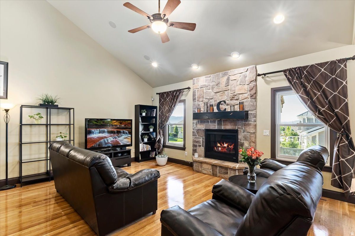 CHATEAU FLATS PUD - Residential