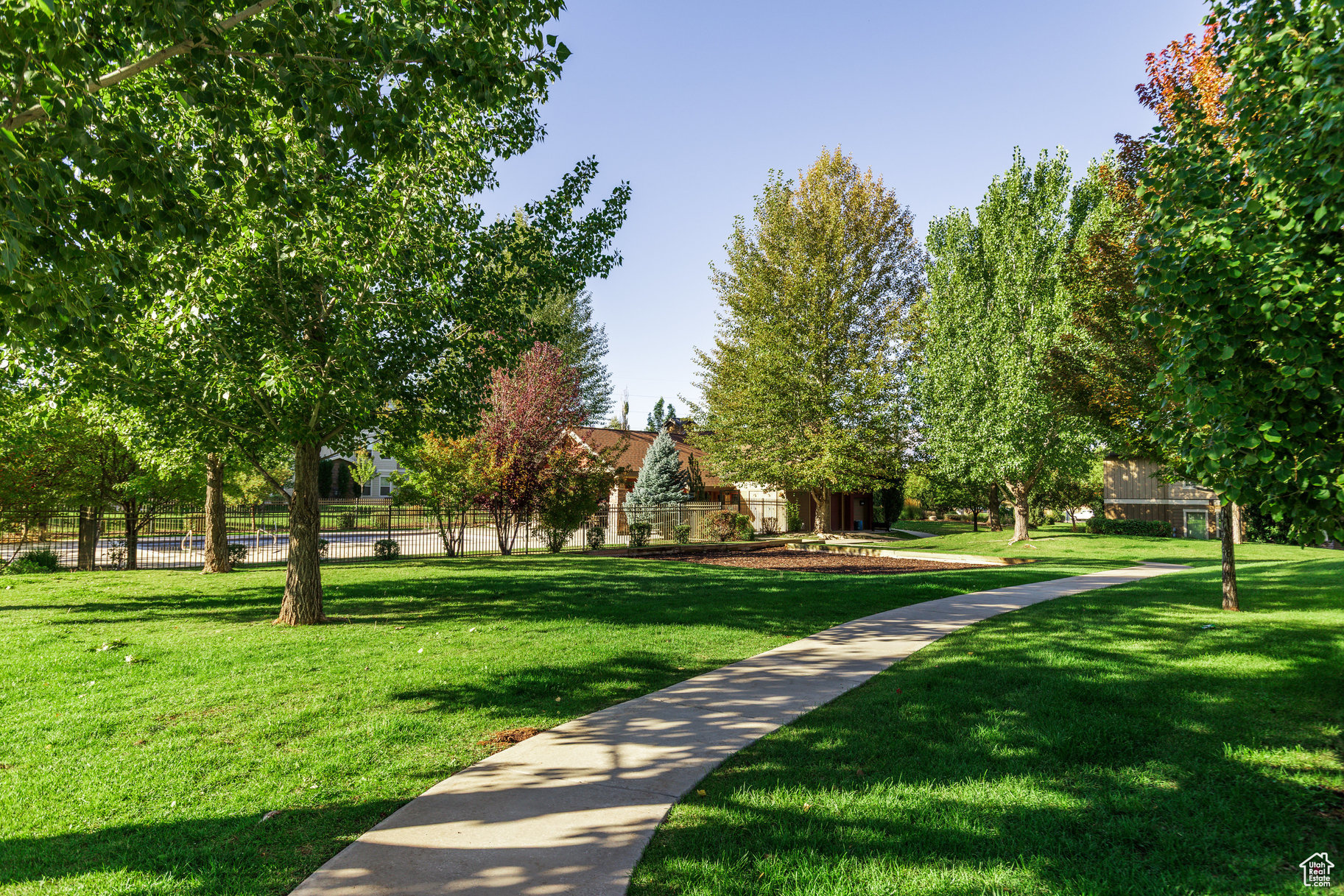 RANCH LANDING - Residential