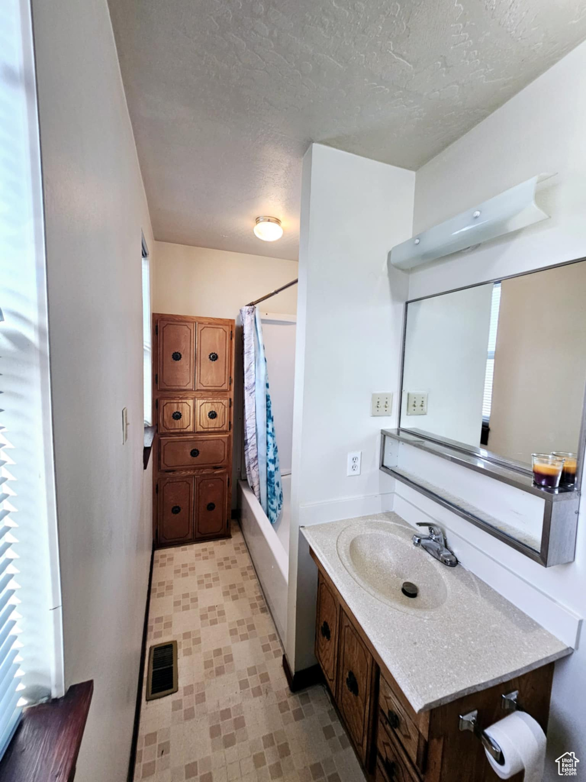 303 W Center St, Midvale, Utah image 8