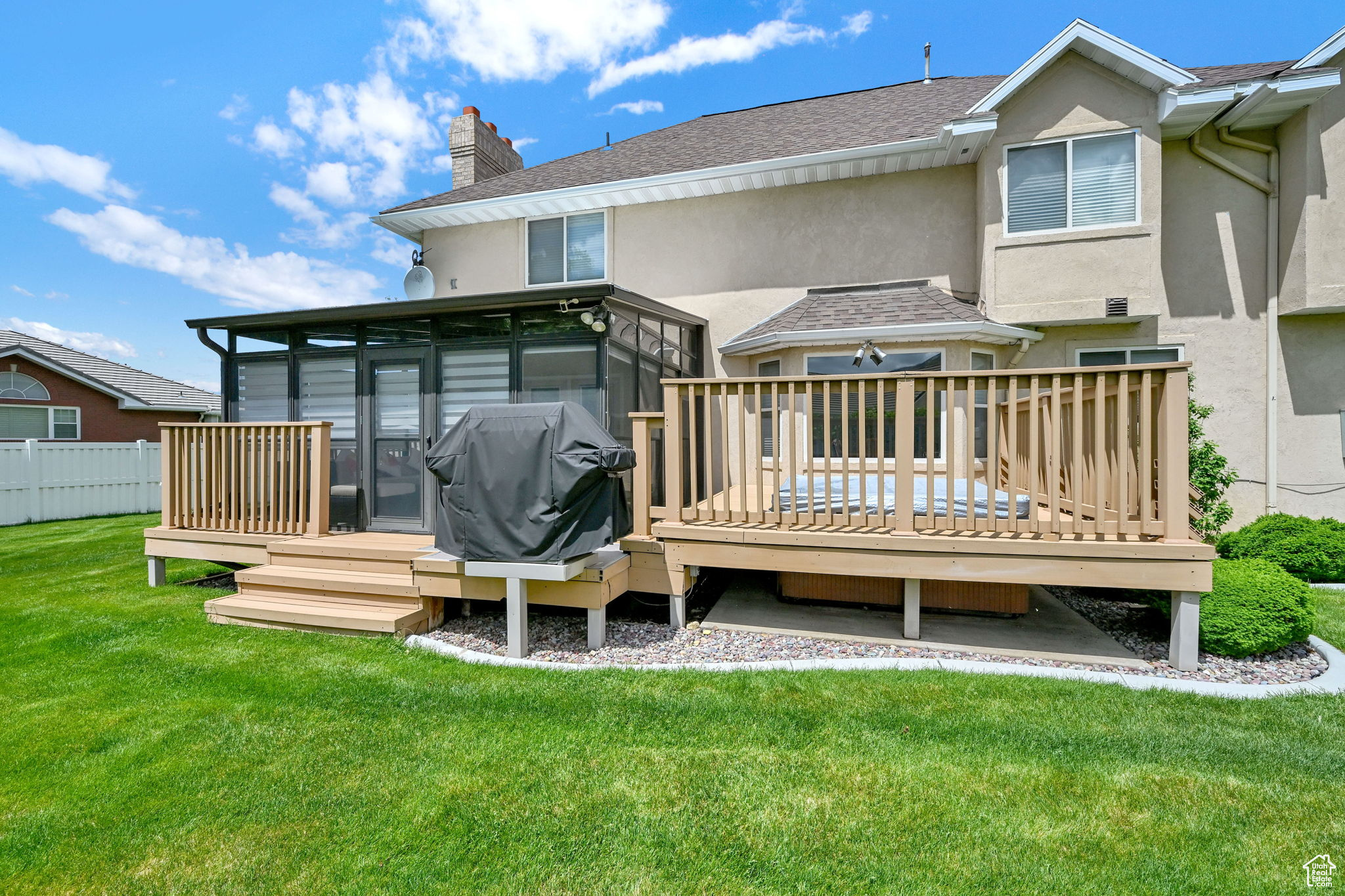 2382 Summerwood Dr, Layton, Utah image 5