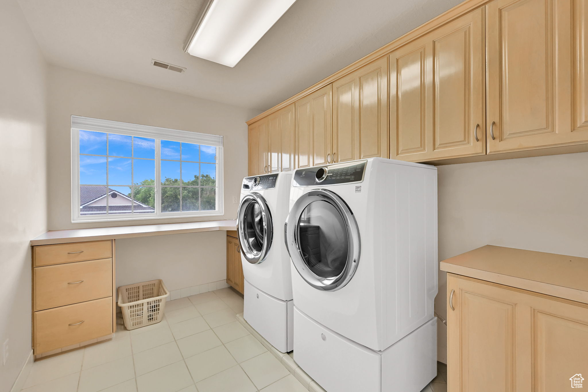 2382 Summerwood Dr, Layton, Utah image 33