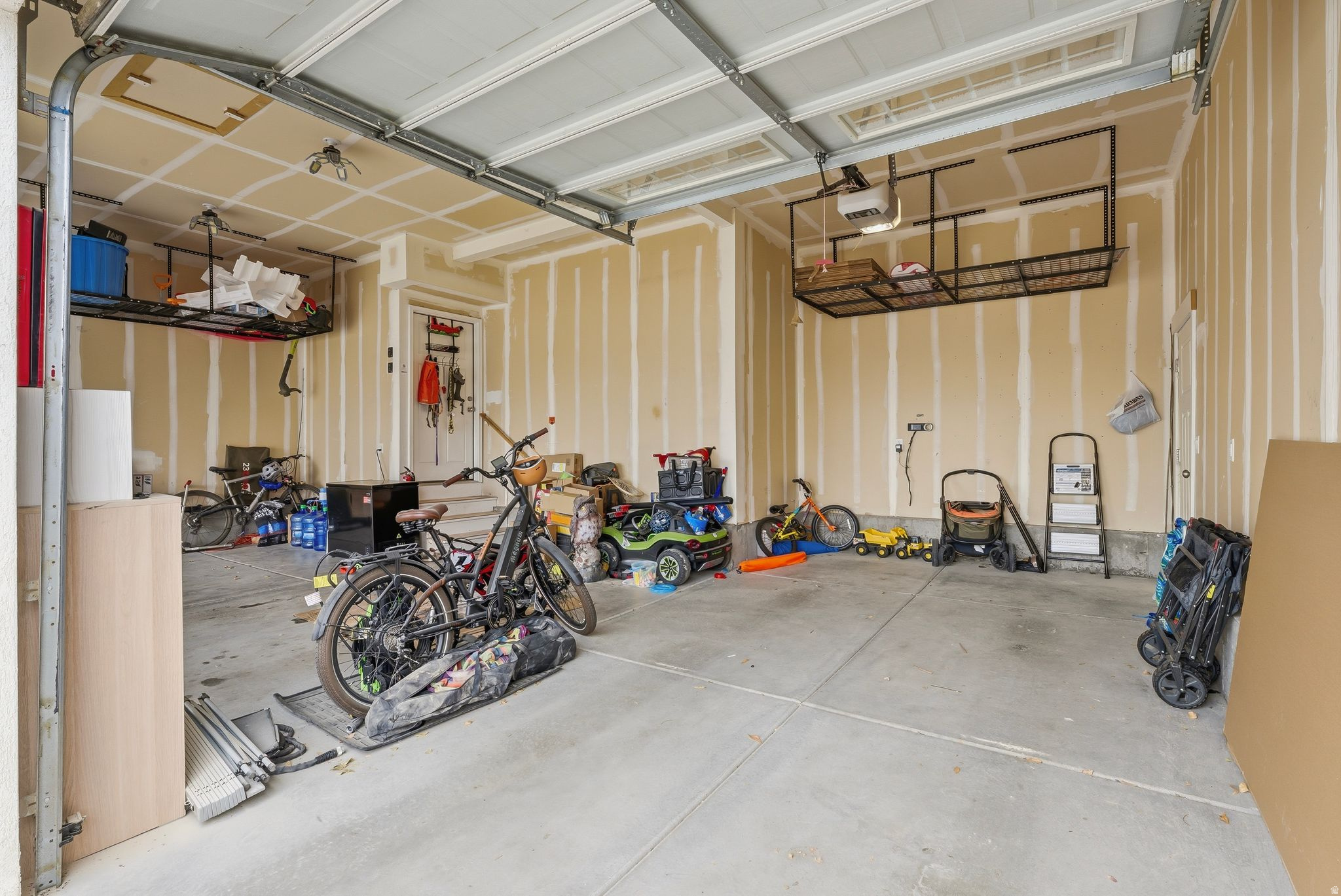 BLUFFDALE HEIGHTS - Residential