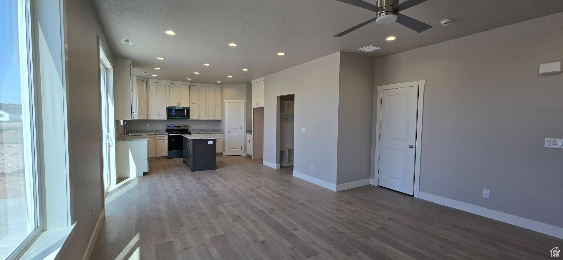 201 W 1300 St #32, Tremonton, Utah image 7