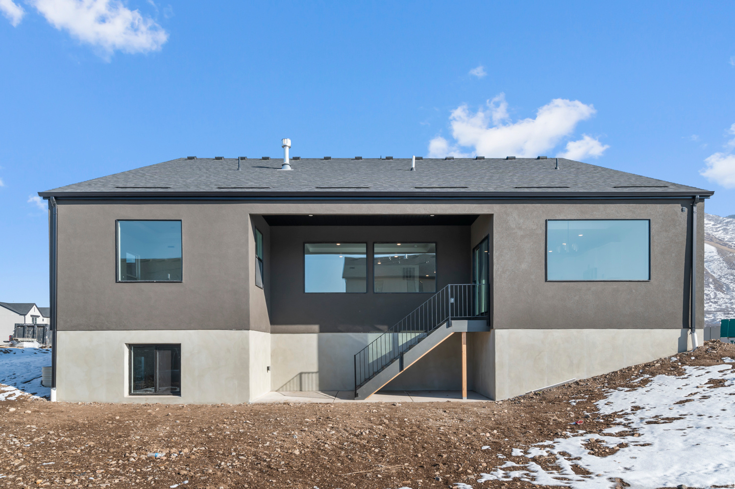 MOUNTAINSIDE ESTATES - Residential