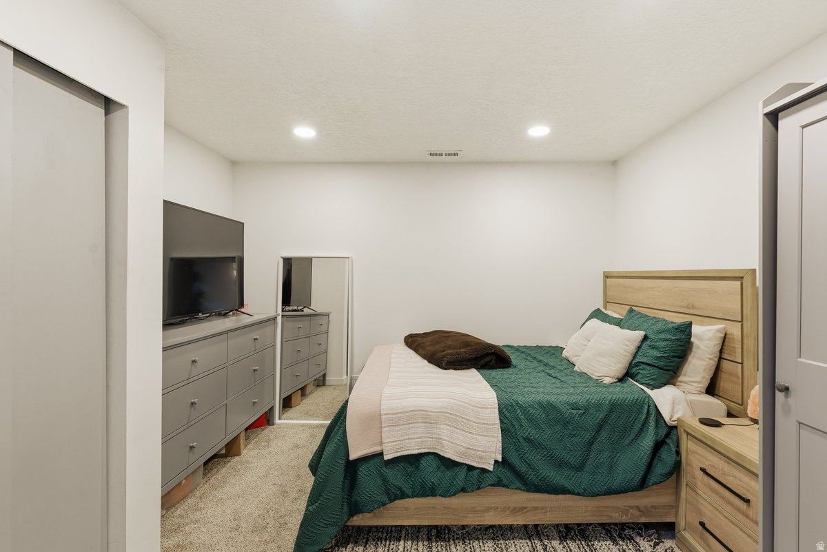 EAGLE POINT - Residential