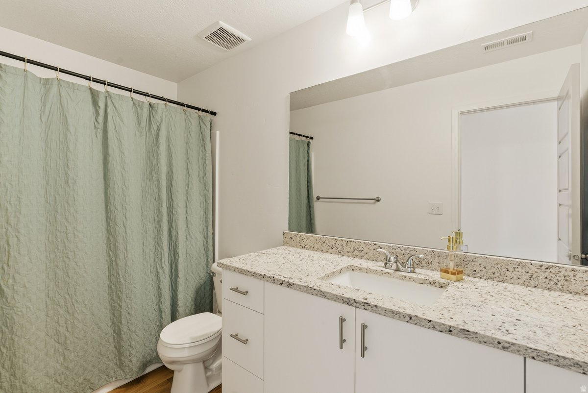 EAGLE POINT - Residential