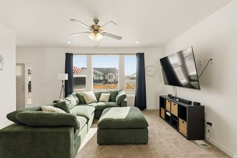 Tiny photo for 2395 E BOXWOOD LN, Eagle Mountain, UT 84005 (MLS # 2137506)