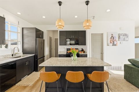 Tiny photo for 2395 E BOXWOOD LN, Eagle Mountain, UT 84005 (MLS # 2137506)