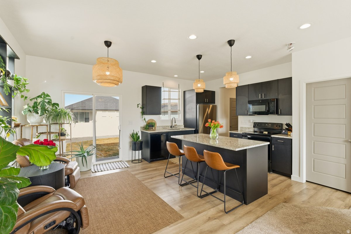 EAGLE POINT - Residential