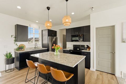 Tiny photo for 2395 E BOXWOOD LN, Eagle Mountain, UT 84005 (MLS # 2137506)