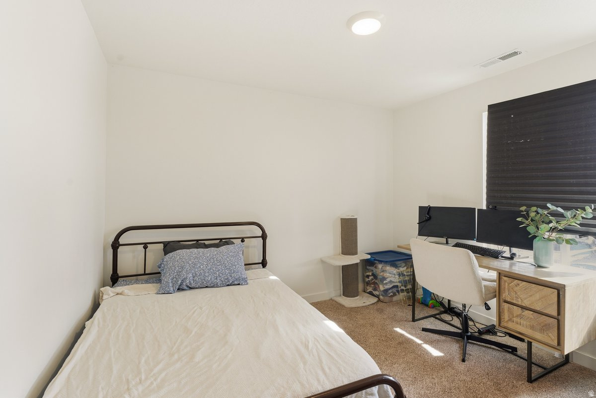 EAGLE POINT - Residential