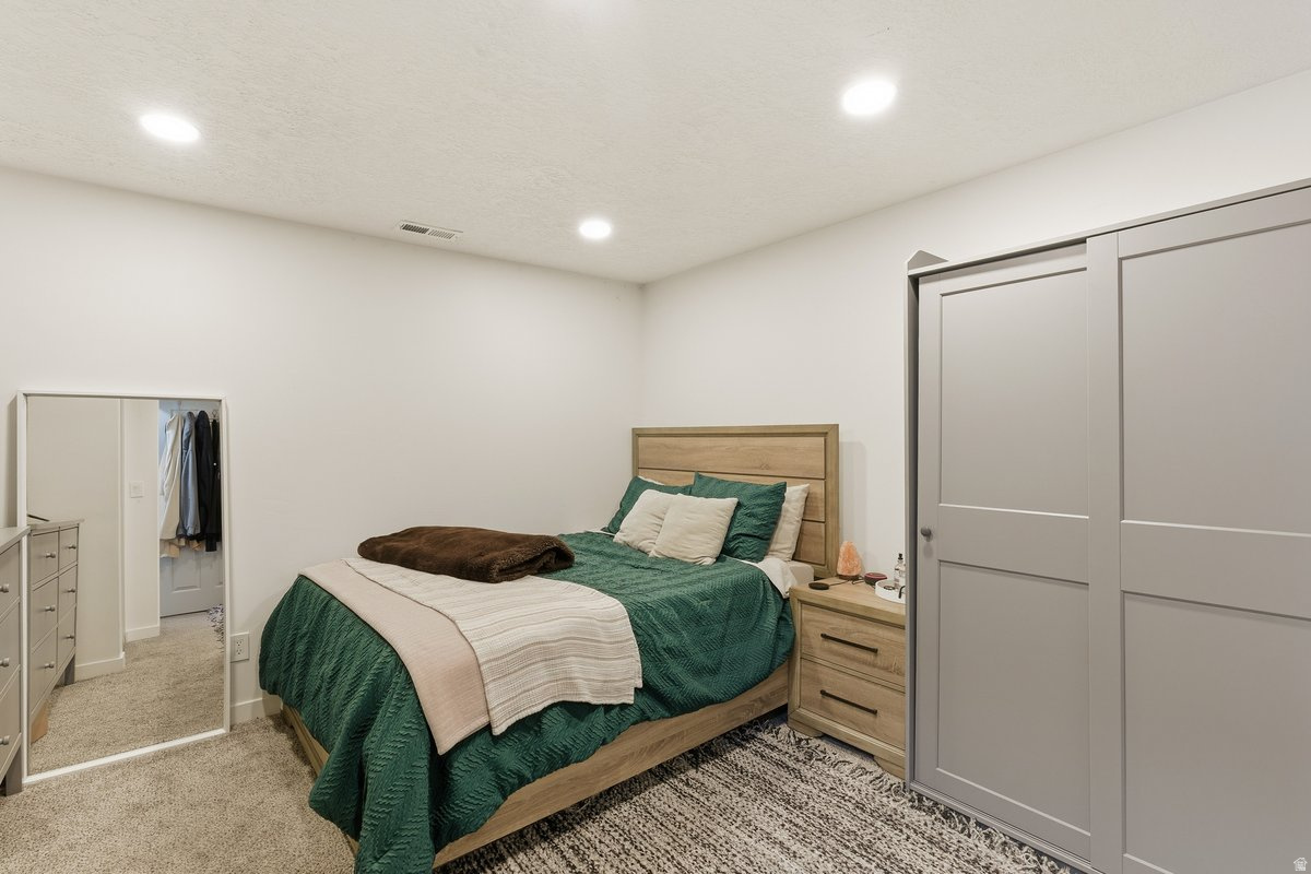 EAGLE POINT - Residential