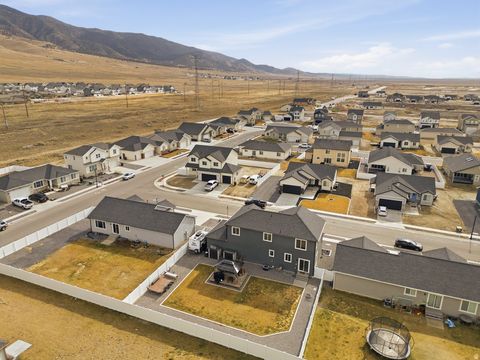 Tiny photo for 2395 E BOXWOOD LN, Eagle Mountain, UT 84005 (MLS # 2137506)