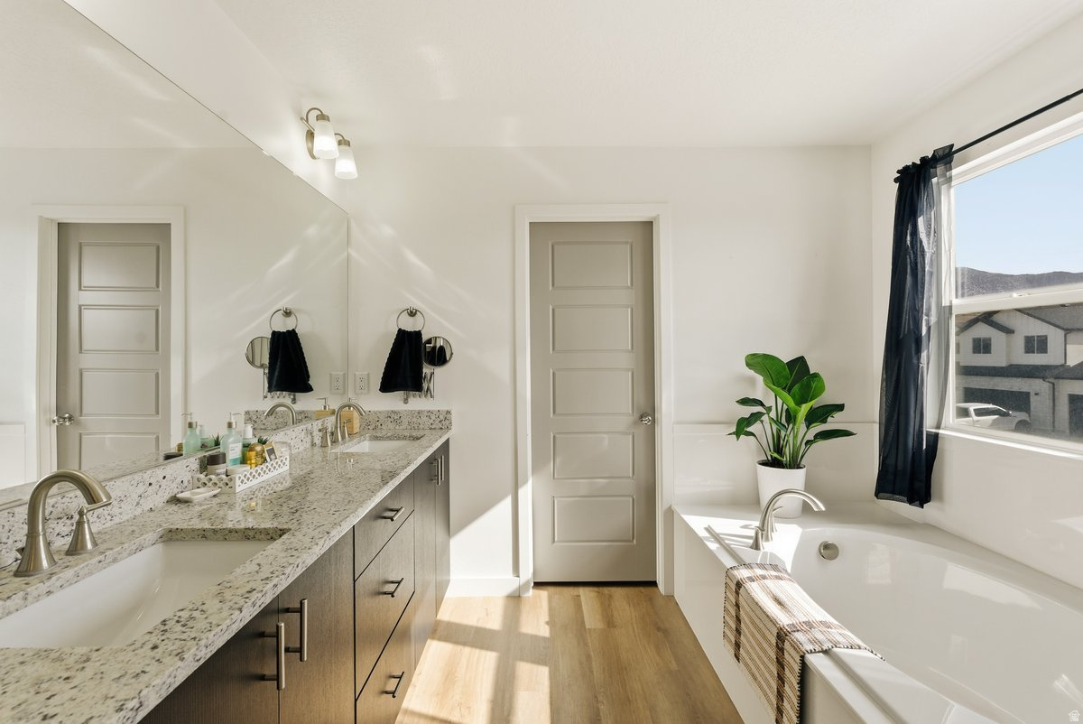 EAGLE POINT - Residential