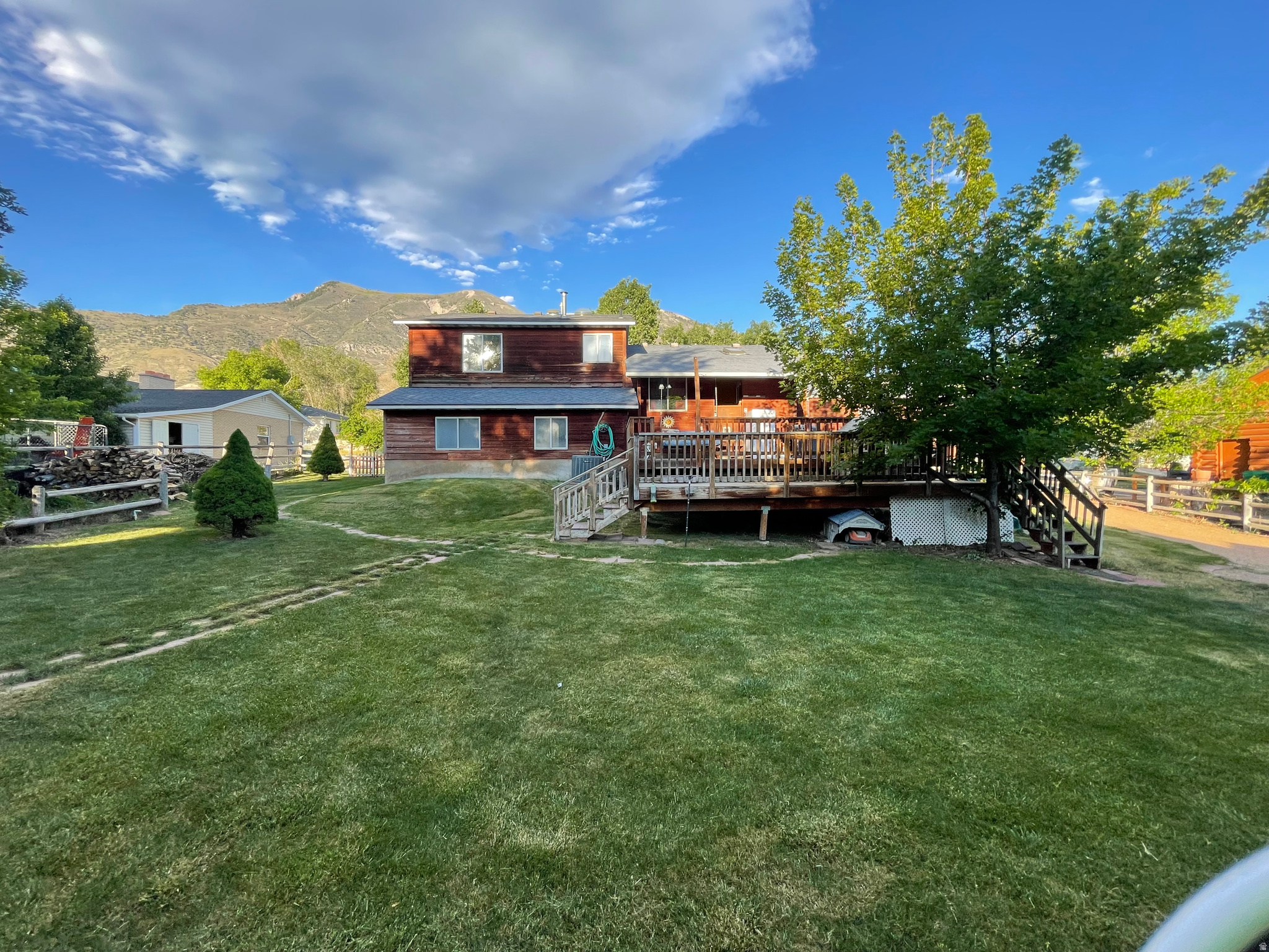 NORTH MEADOW ESTATES - Residential