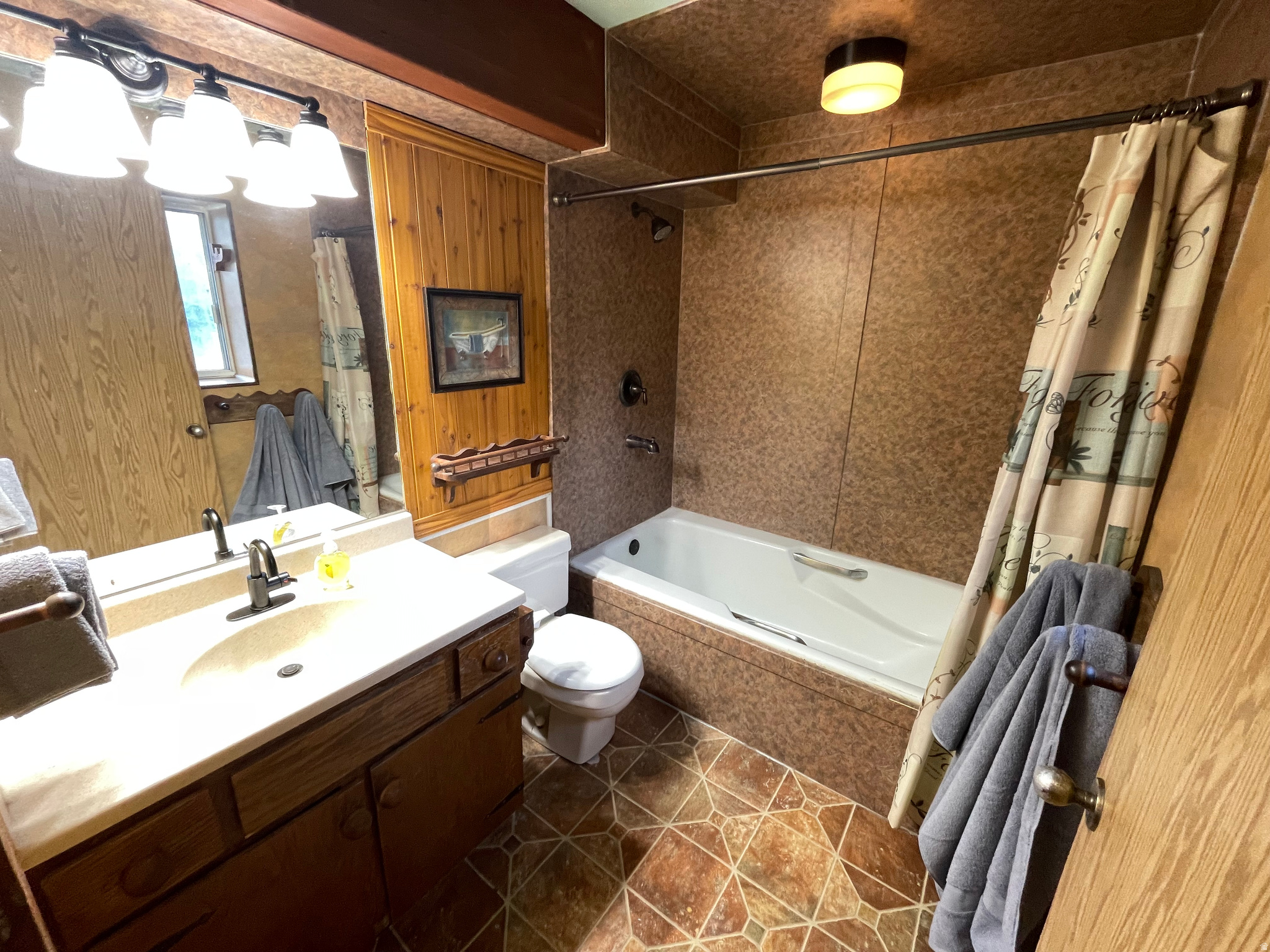 NORTH MEADOW ESTATES - Residential