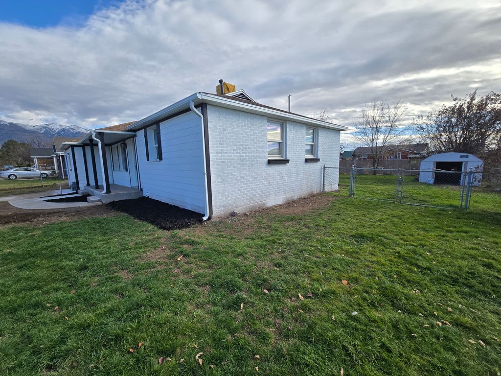 Photo of 278 W FRANCIS AVE, Layton, UT 84041 (MLS # 2124858)