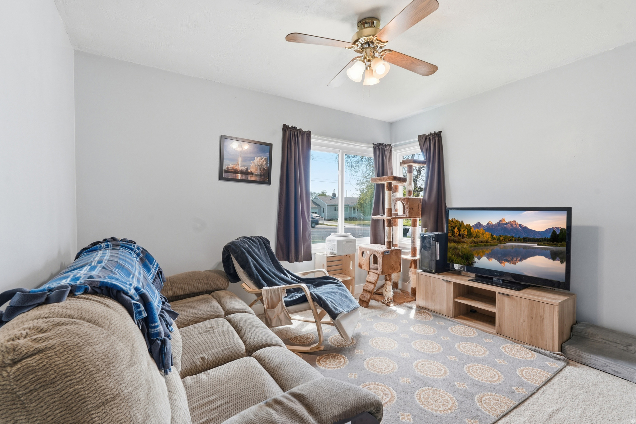 LOGAN ADAMS RESIDENTIAL - Residential