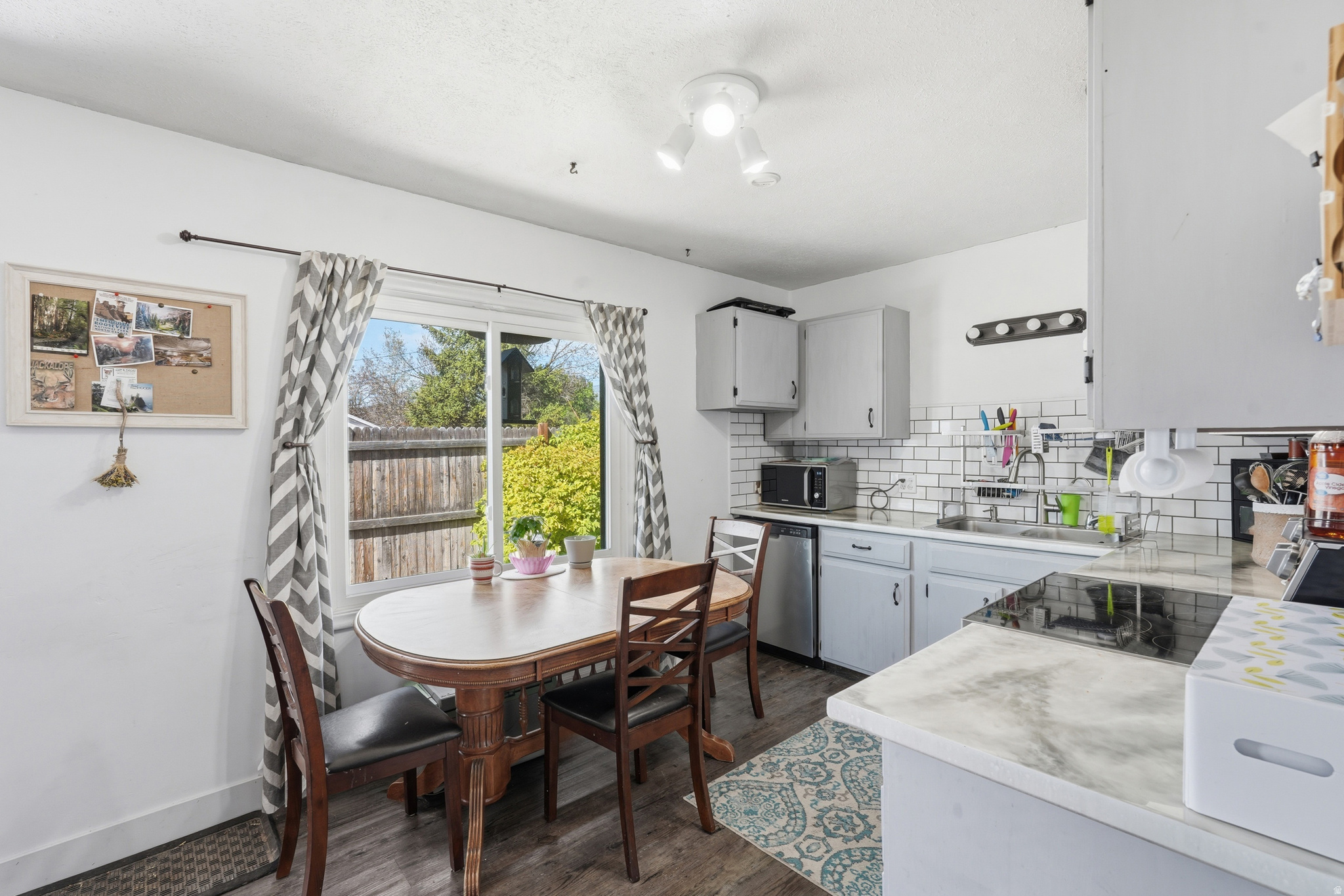LOGAN ADAMS RESIDENTIAL - Residential