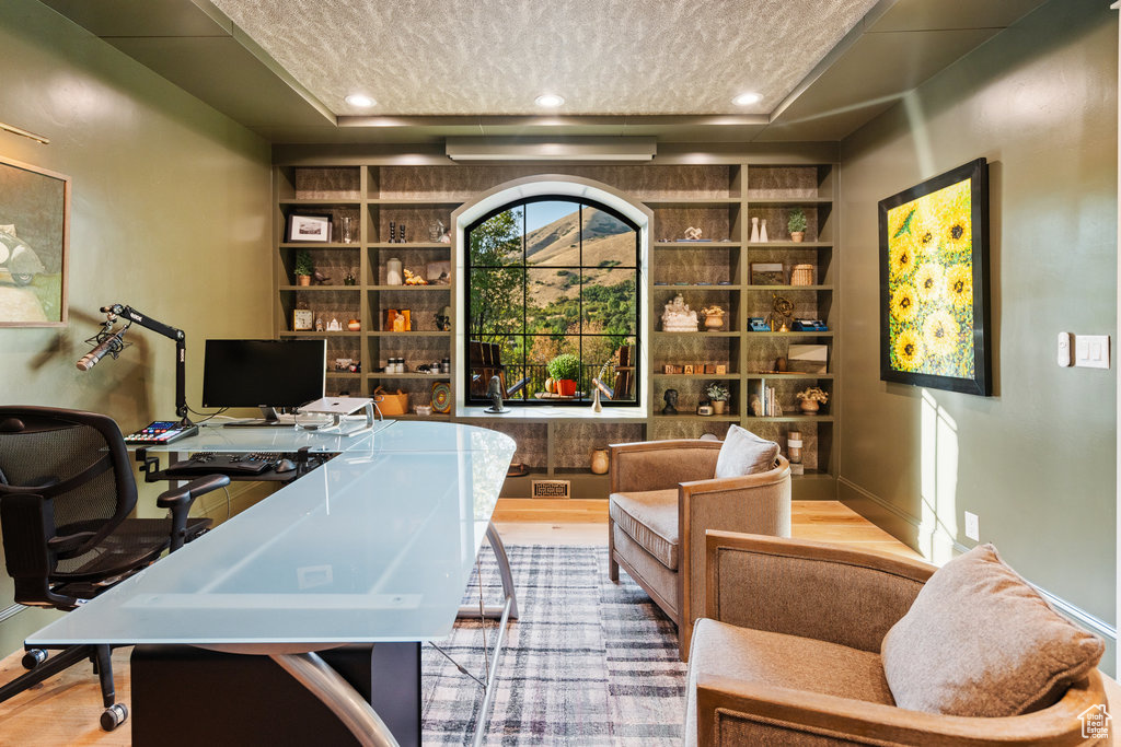 MEADOWS AT HOBBLE CREEK - Residential