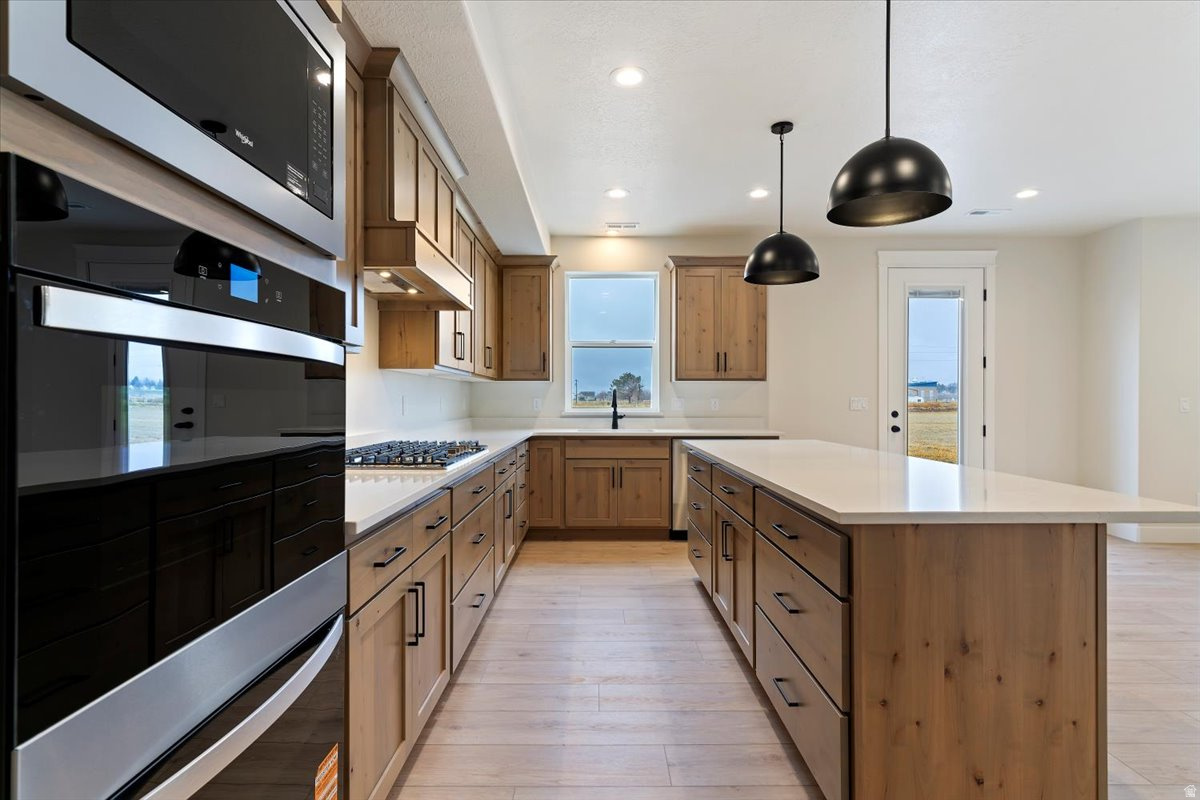 CRAYTHORN HOMESTEAD - Residential