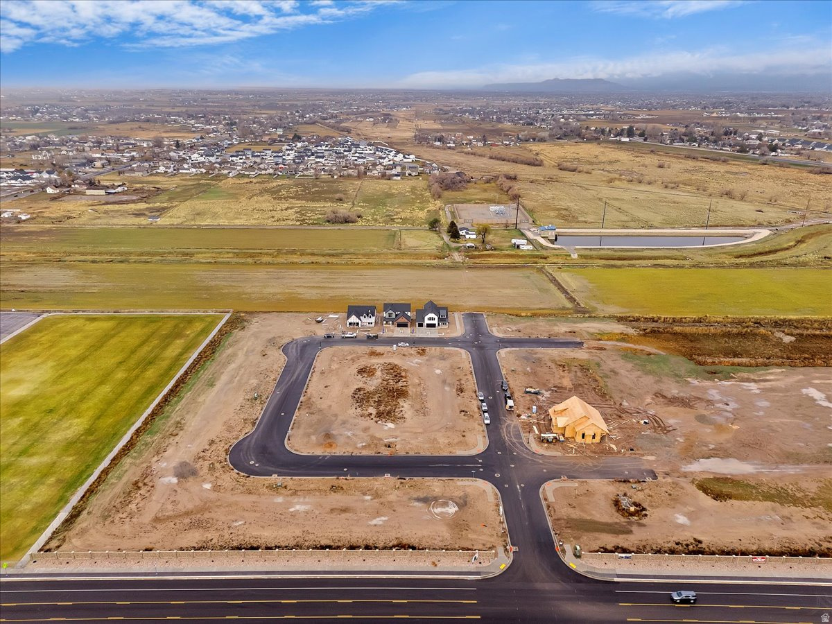 CRAYTHORN HOMESTEAD - Residential