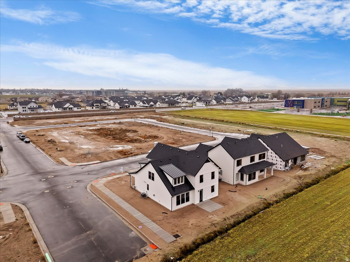 CRAYTHORN HOMESTEAD - Residential
