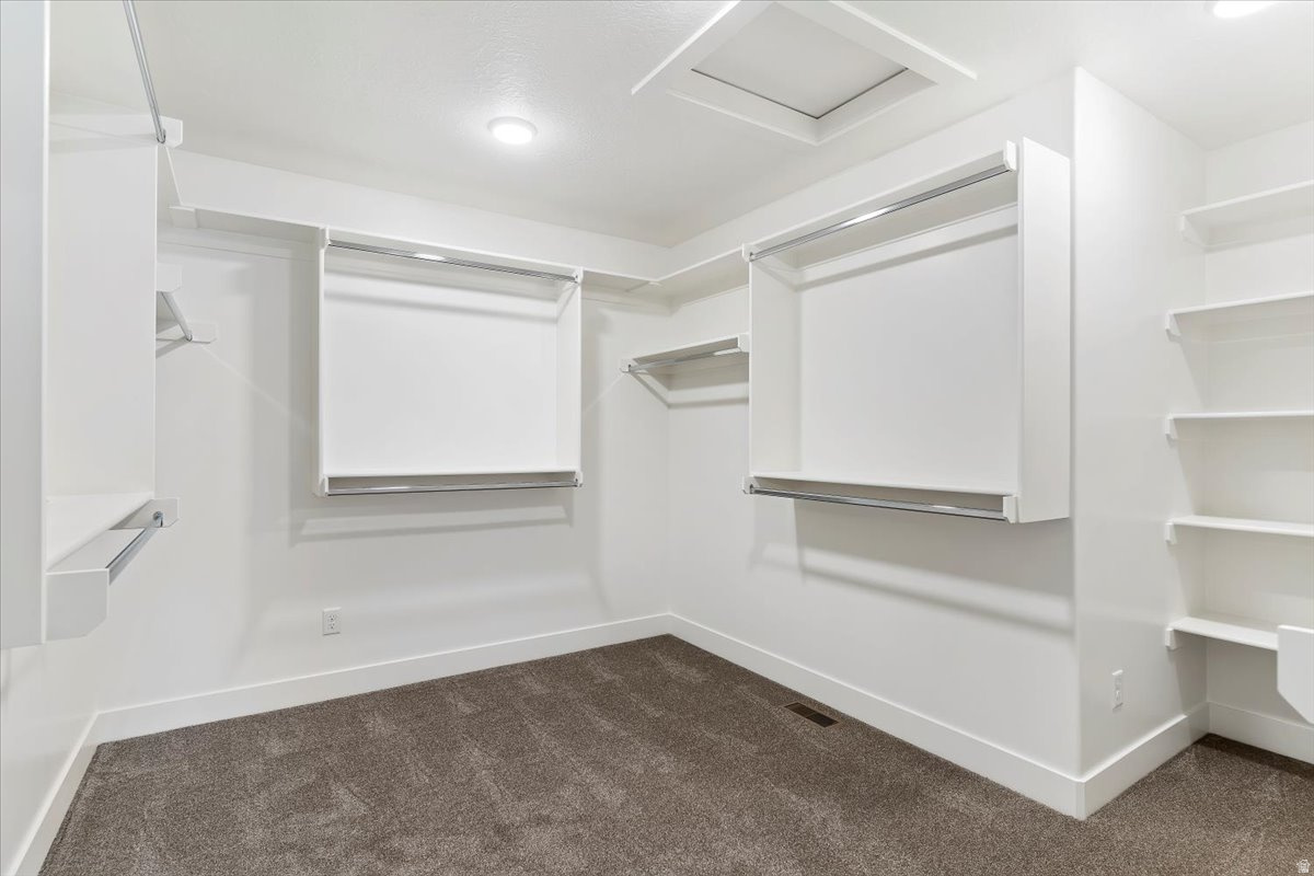 CRAYTHORN HOMESTEAD - Residential