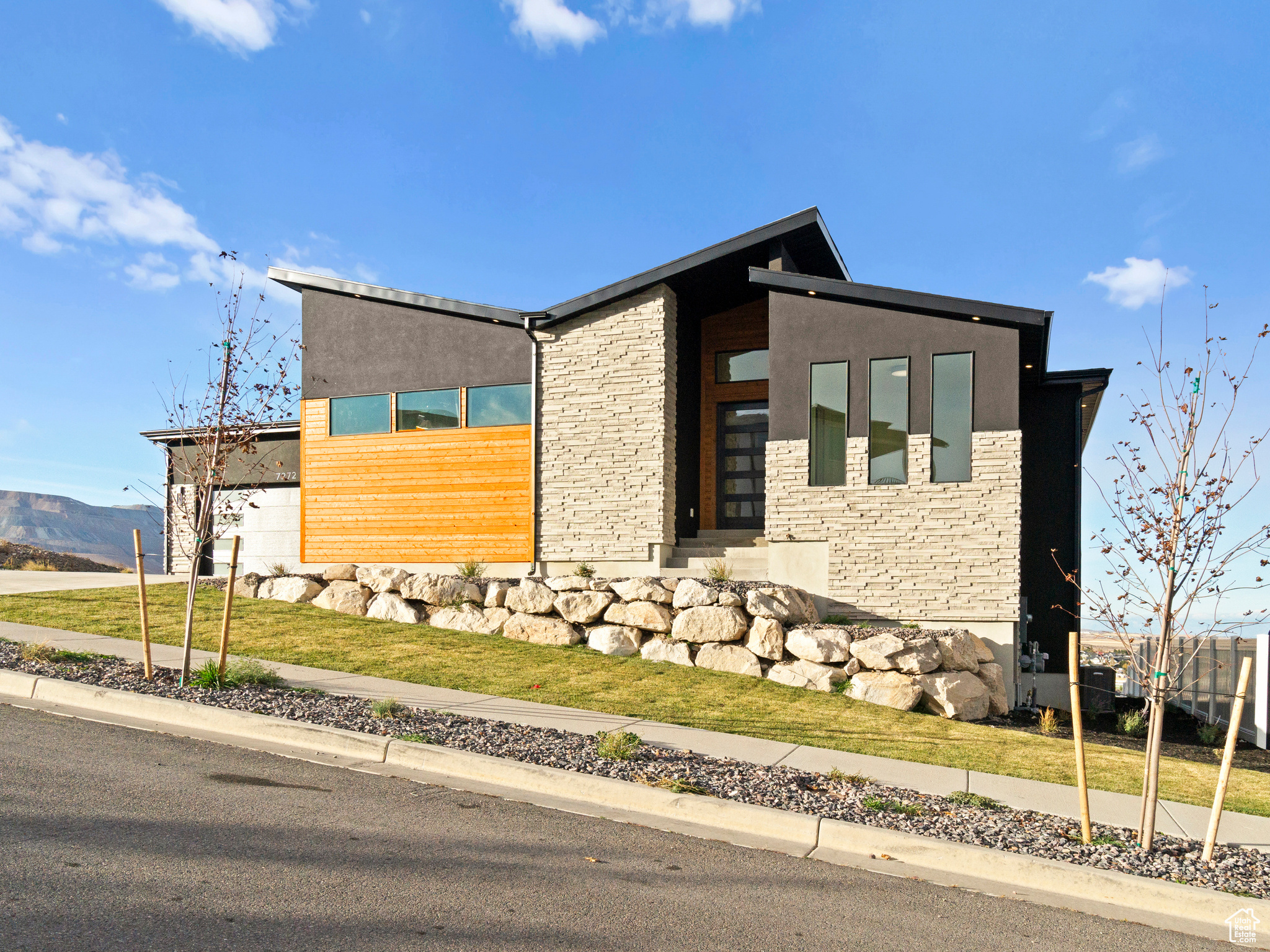 7272 W Summit Crest Cir, Herriman, Utah image 3