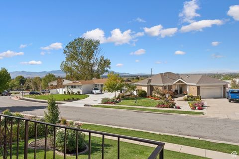 Tiny photo for 2366 E CINNABAR LN, Cottonwood Heights, UT 84121 (MLS # 2117432)